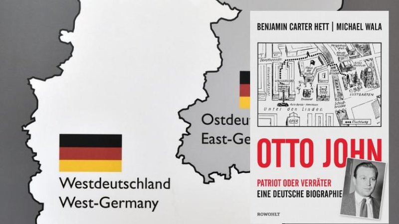 Verlag Rowohlt / picture-alliance / dpa / Jens Kalaene